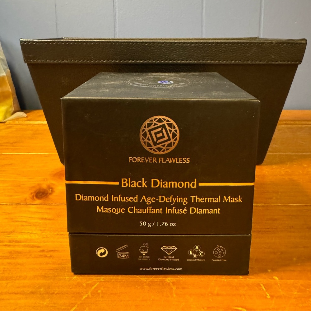 Forever Flawless black diamond infused, age, defying thermal mask
